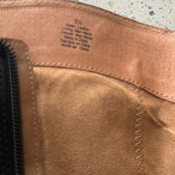 Kenneth Cole NY Mea Women’s Black Leather Knee-High Riding Boots Full Zip Sz 6.5 - Picture 5 of 14